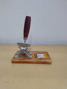 DESCASCADOR ABRIDOR DE PINHAO - PARABONI